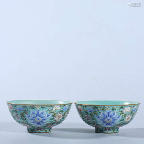 A pair of pastel bowls in Qianlong of Qing Dynasty