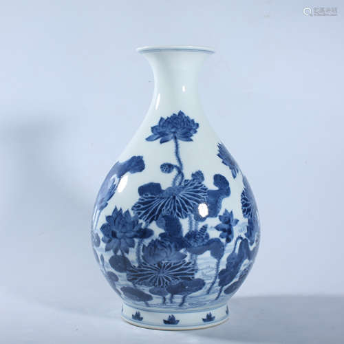 Qing Dynasty Qianlong blue and white jade pot spring bottle