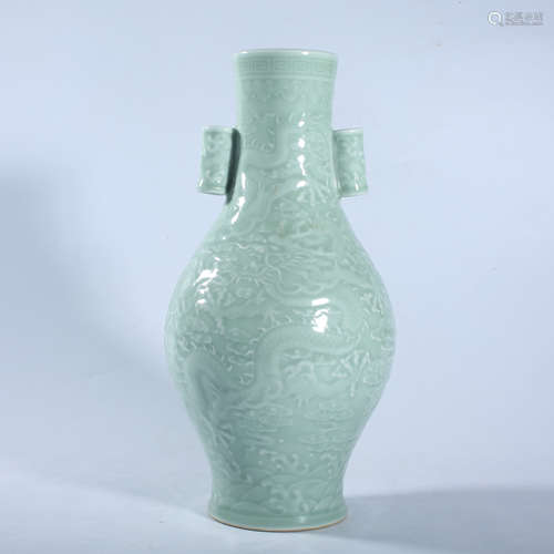 Qing Dynasty Qianlong green glazed dragon pattern olive bott...