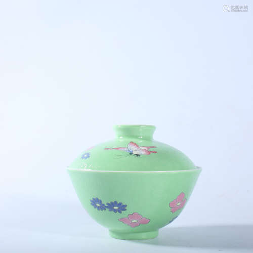 Qing Dynasty Qianlong pastel covered bowl