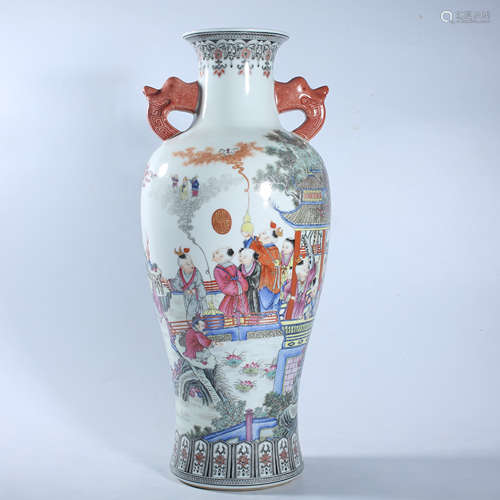 Double ear bottle with pastel character story pattern in the...