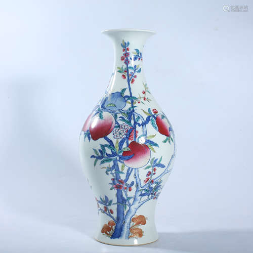 Qing Dynasty Yongzheng pink peach pattern olive bottle