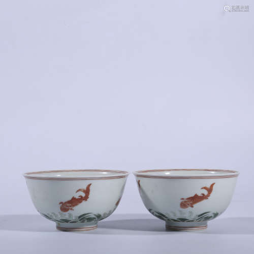 A pair of pink fish bowl in Kangxi of Qing Dynasty