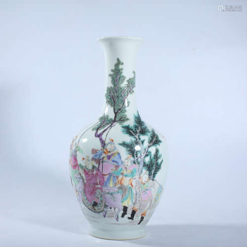 Qing Dynasty pastel figure story bottle