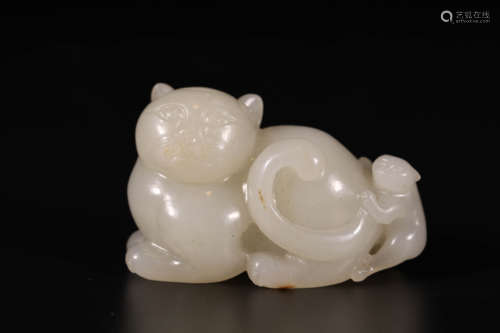 White jade cat ornaments