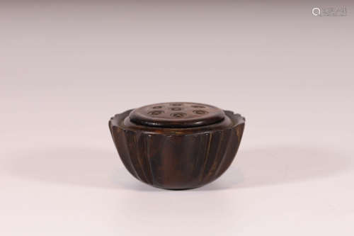 Red sandalwood lotus seed box