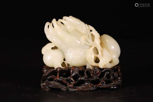 More than three ornaments of white jade