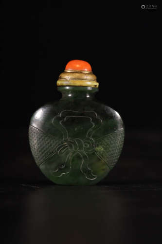 Jasper snuff bottle