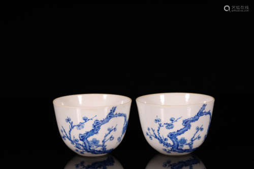 A pair of Qing enamel colored plum blossom poetry bowls