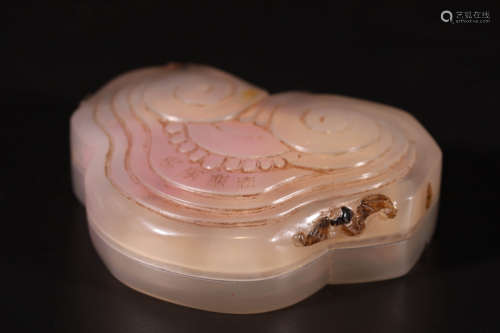 A set of agate Ruyi shaped inkstone