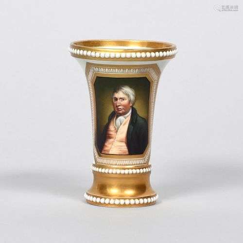 RICHARD BRINSLEY SHERIDAN Petit vase en porcelaine anglaise,...