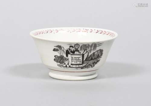 1827 DUKE OF YORK IN MEMORIAM Petite coupe en porcelaine ang...