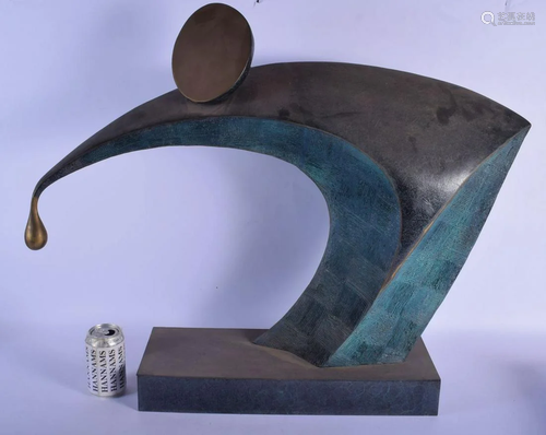 A LARGE CONTEMPORARY BRONZE ABSTRACT FIGURE. 60 cm …