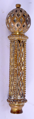 A 19TH CENTURY EUROPEAN BRONZE WALKING CANE HANDLE of