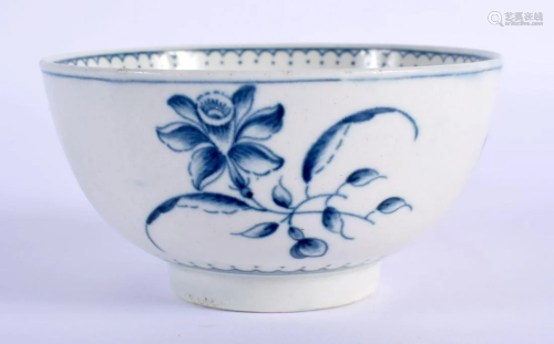 AN 18TH CENTURY WORCESTER BLUE AND WHITE POR…