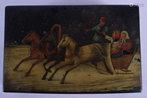 AN ANTIQUE RUSSIAN PAPIER MACHE LACQUER BOX painted