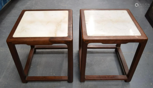 A PAIR OF EARLY 20TH CENTURY CHINESE HONGMU MARBLE