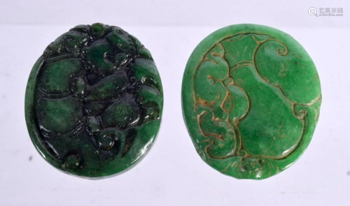 TWO CHINESE CARVED JADE PENDANTS 20th Century. 5 cm x 4