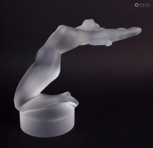 A FRENCH LALIQUE GLASS FIGURE OF A NUDE FEMALE possibly