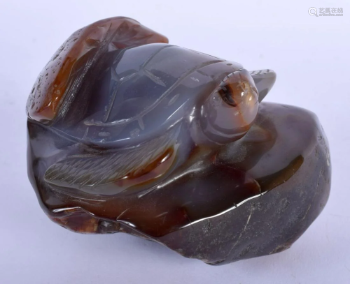 A CHINESE CARVED AGATE BOULDER 20th Century, overlaid