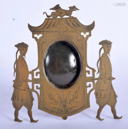 AN UNUSUAL 19TH CENTURY CHINESE BRASS PHOTOGRAPH FRAME