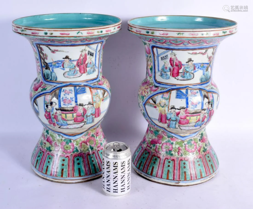 A LARGE PAIR OF 19TH CENTURY CHINESE CANTON FAMILLE