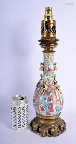 A 19TH CENTURY CHINESE CANTON FAMILLE ROSE PORCELAIN