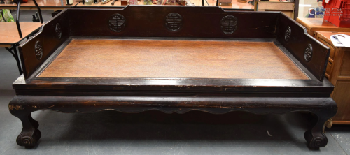 18TH Century Chinese Elm Wood Hand Made LUO HAN CHUANG