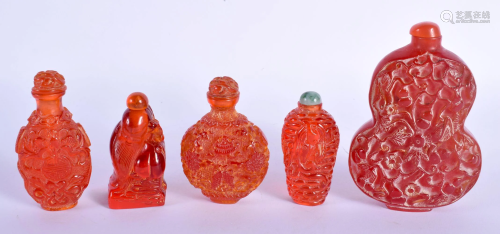 FIVE EARLY 20TH CENTURY CHINESE SNUFF BOTTLES AND