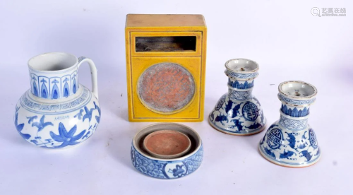 A CHINESE YELLOW GLAZED STONEWARE INKSTAND together