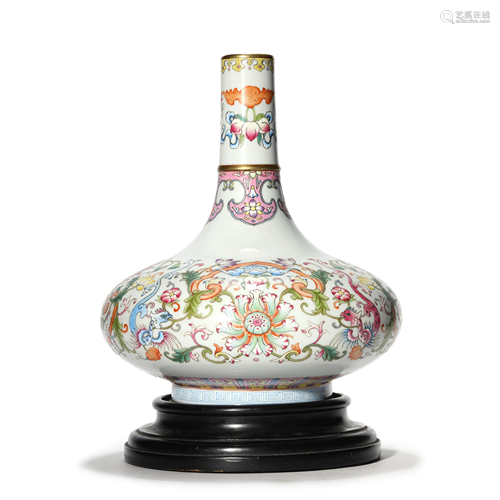 A Famille Rose Bottle Vase, Qianlong Mark