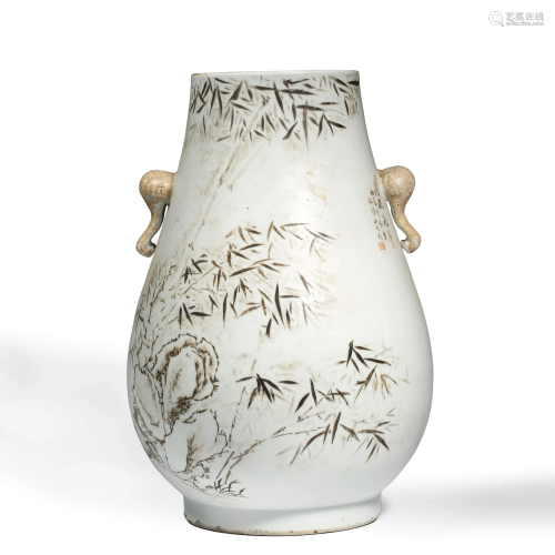 A Qianjiangcai Zun Vase