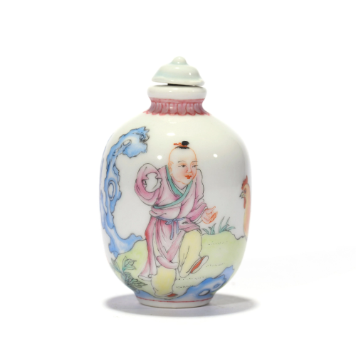 A Famille Rose Children Playing Snuff Bottle