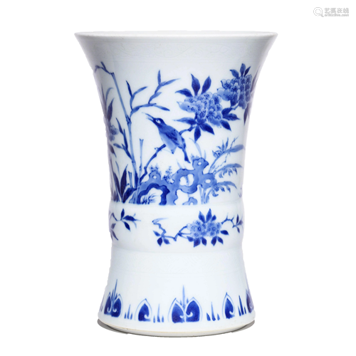 A Blue And White Floral and Bird Beaker Vaea