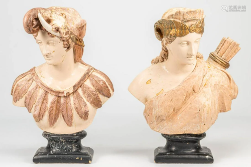 An exceptional set of 2 terracotta statues with