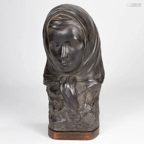 Georges WASTERLAIN (1889-1963) a female bust, a statue