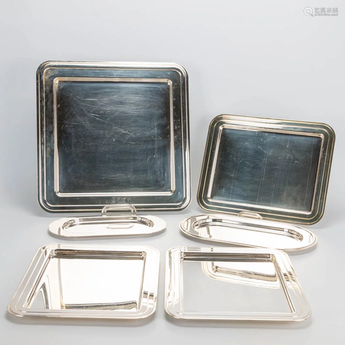 A collection of 6 pieces of silver-plated serving