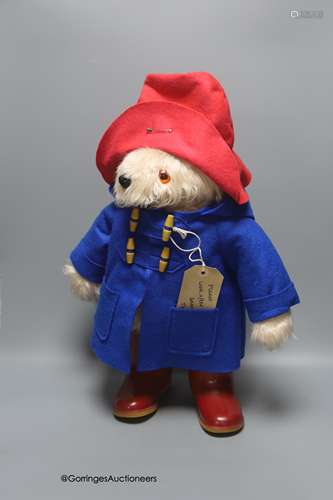 Gabrielle Designs Paddington in mint condition with Dunlop b...