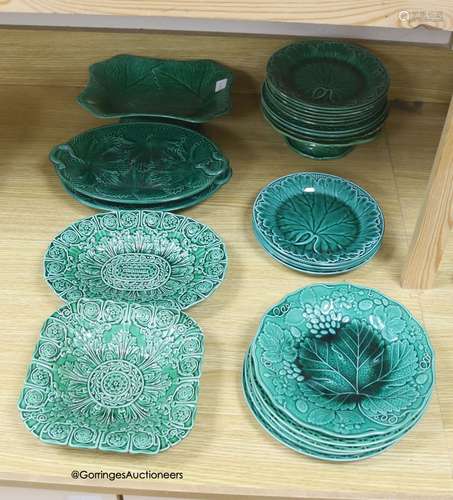 A quantity of 19th/20th century green glazed cabbage wares i...