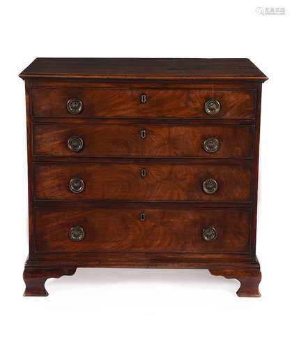 A GEORGE III MAHOGANY CHEST OF DRAWERS, CIRCA 1770