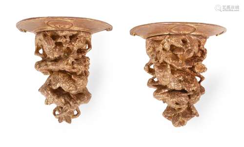 A PAIR OF CARVED GILTWOOD WALL BRACKETS, LATE 18TH OR EARLY ...