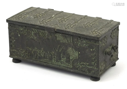 Antique style Danish iron art casket with twin handles,