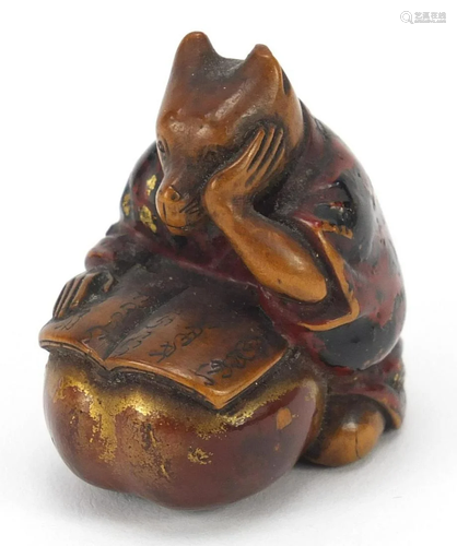 Good Japanese lacquered boxwood netsuke of a bear