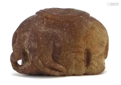 Chinese russet jade carving of a elephant, 4.5cm in