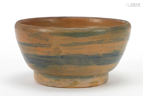 Fulham Pottery bowl, 12.5cm in diameter