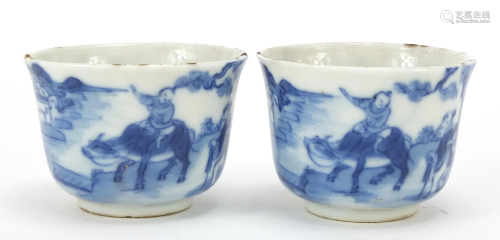 Pair of Chinese blue and white porcelain tea bowls,