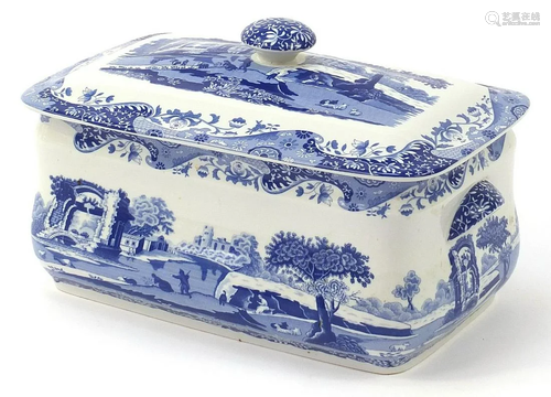 Spode, large blue and white Italian tureen with lid,