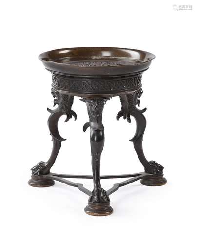 A BRONZE TRIPOD BRAZIER, IN THE ANTIQUE MANNER, 19TH CENTURY