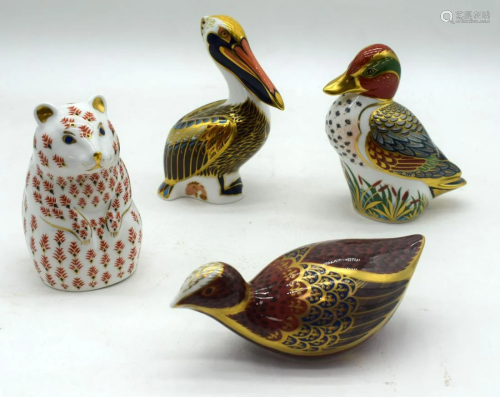 A collection of Royal Crown Derby figures Ducks,