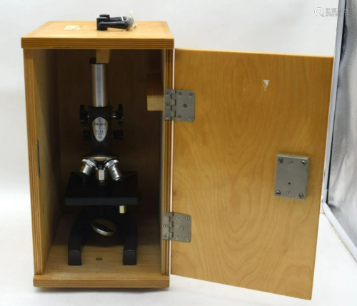 A boxed Swift Microscope 950 series .